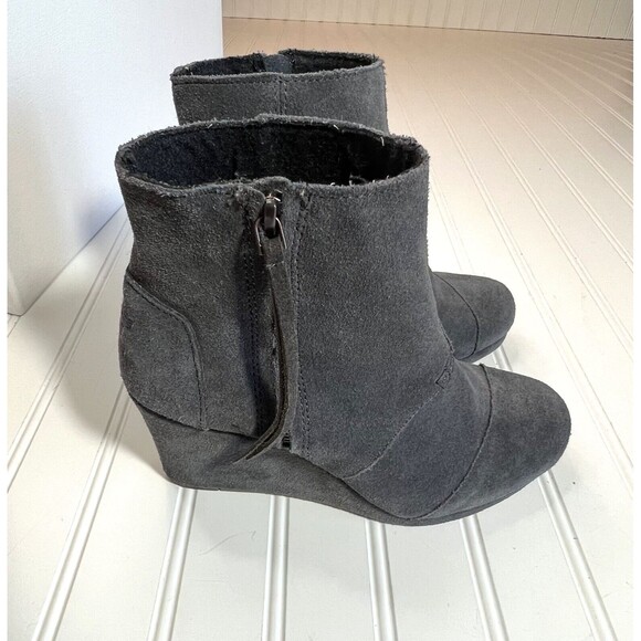 TOMS Desert Wedge Bootie Boots Gray Suede Womens Size 7.5 - Picture 3 of 14